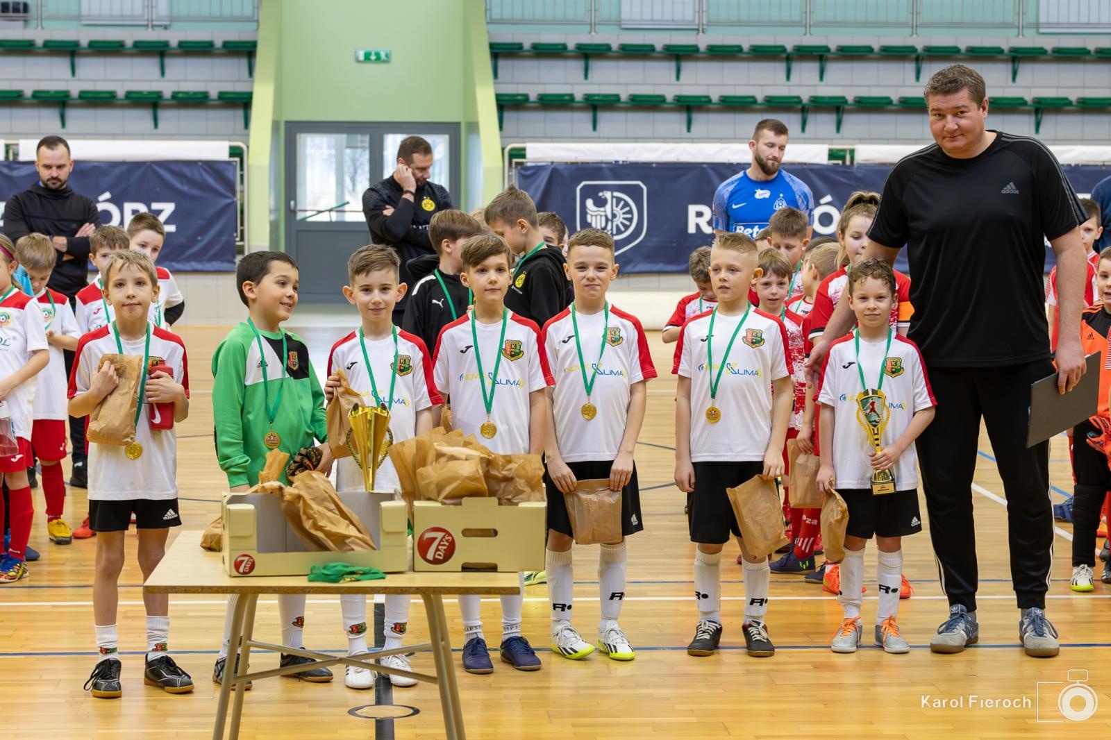 Zdjęcie w galerii na portalu naszwodzislaw.com: Młodzi zawodnicy rocznika 2015 rywalizowali w Raciborzu [FOTO] wiadomości z regionu