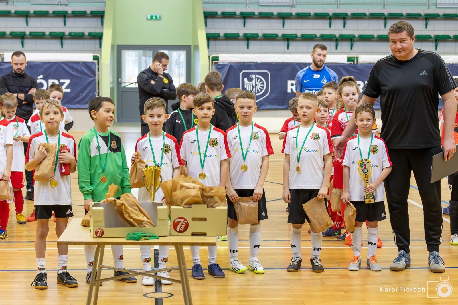 Zdjęcie w galerii na portalu naszwodzislaw.com: Młodzi zawodnicy rocznika 2015 rywalizowali w Raciborzu [FOTO] wiadomości z regionu