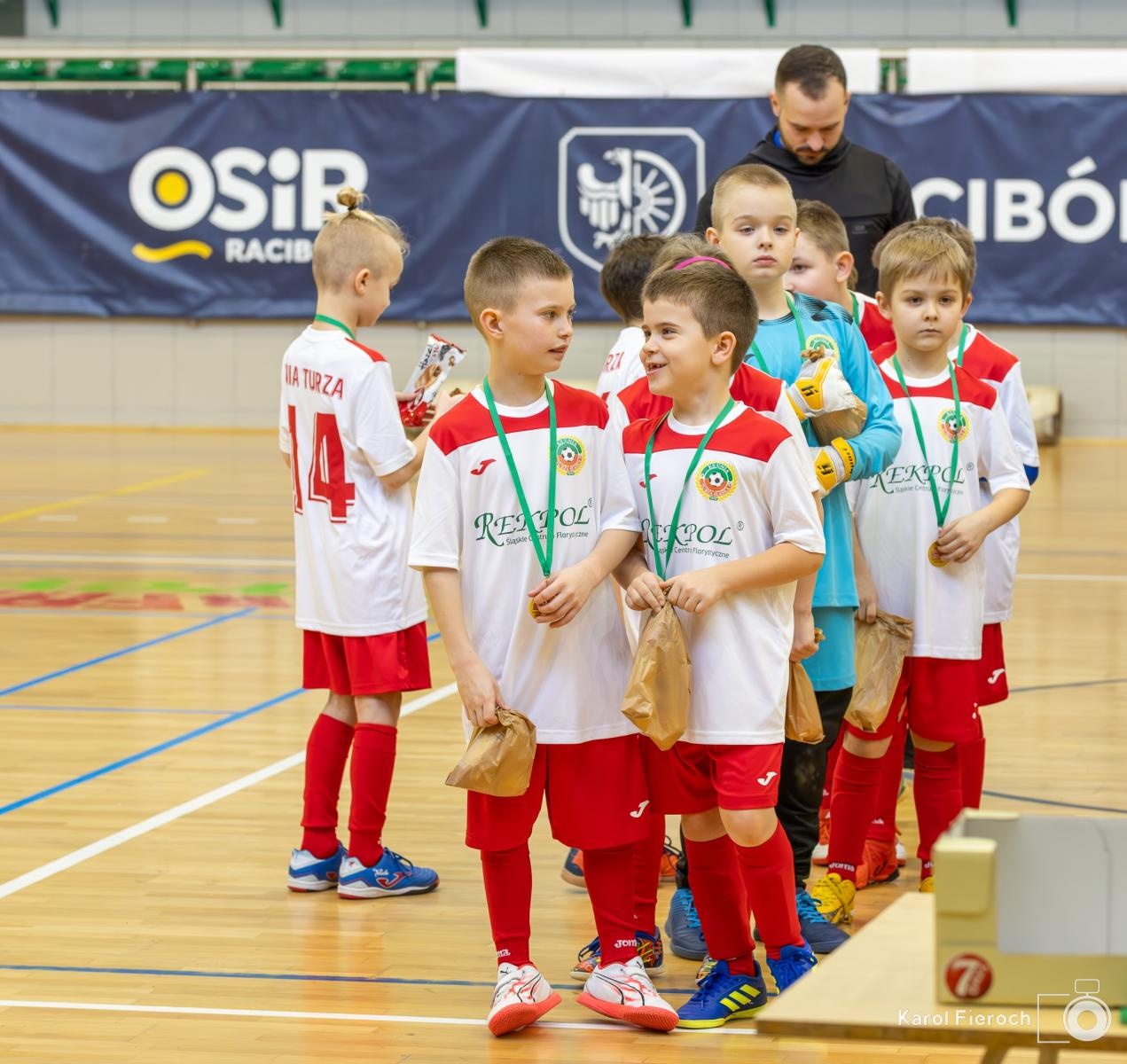 Zdjęcie w galerii na portalu naszwodzislaw.com: Młodzi zawodnicy rocznika 2015 rywalizowali w Raciborzu [FOTO] wiadomości z regionu