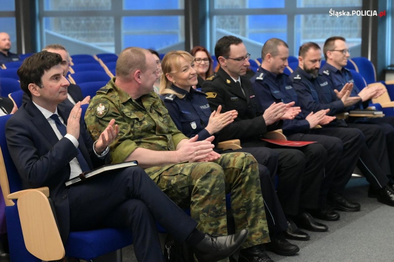 Zdjęcie w galerii na portalu naszwodzislaw.com: Mniej postępowań, lepsza wykrywalność wiadomości z regionu