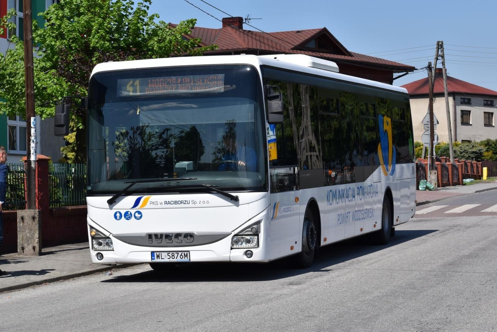 Zdjęcie w galerii na portalu naszwodzislaw.com: Niemal 5 mln zł na Wodzisławską Komunikację Powiatową wiadomości z regionu