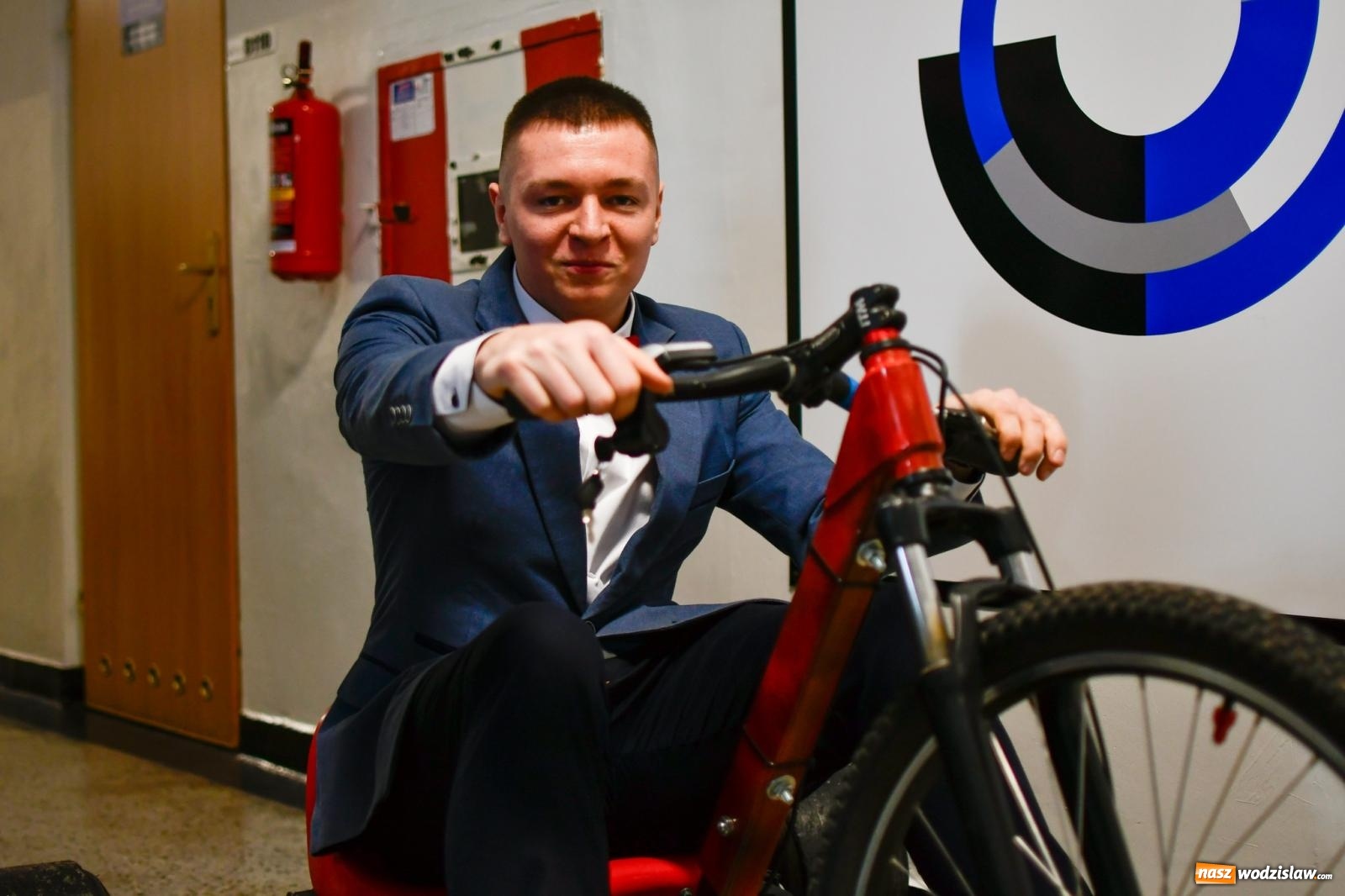 Zdjęcie w galerii na portalu naszwodzislaw.com: Rektor raciborskiej ANS: jesteście architektami nowoczesnego społeczeństwa wiadomości z regionu