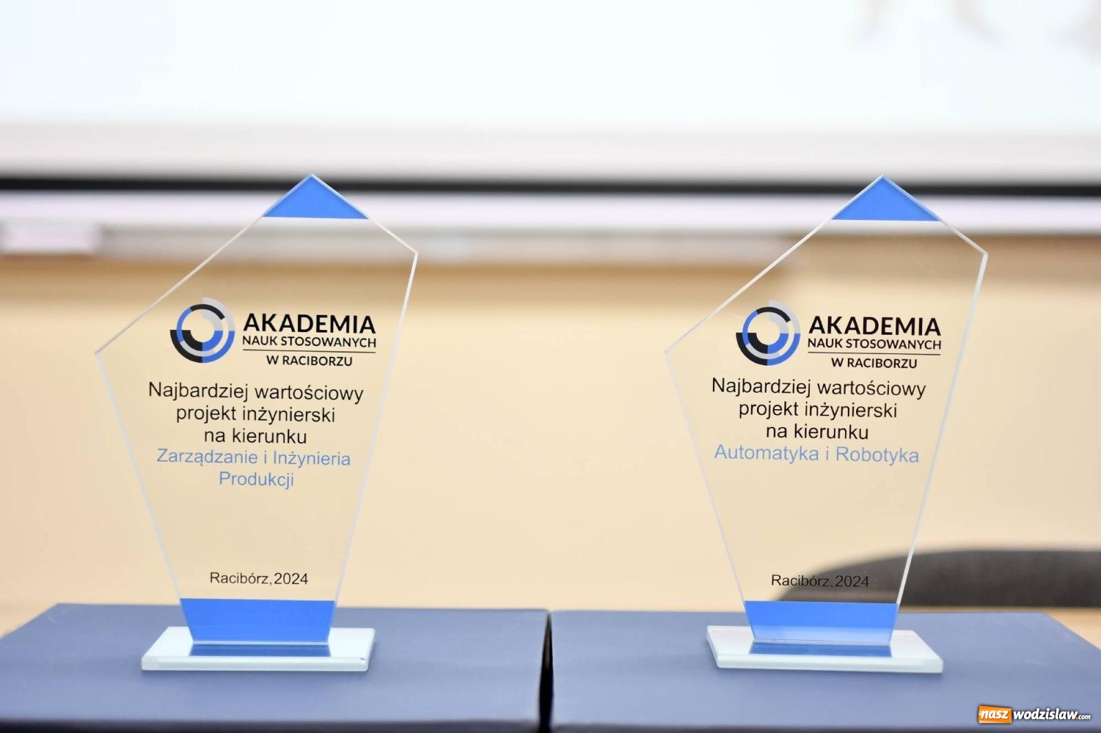 Zdjęcie w galerii na portalu naszwodzislaw.com: Rektor raciborskiej ANS: jesteście architektami nowoczesnego społeczeństwa wiadomości z regionu