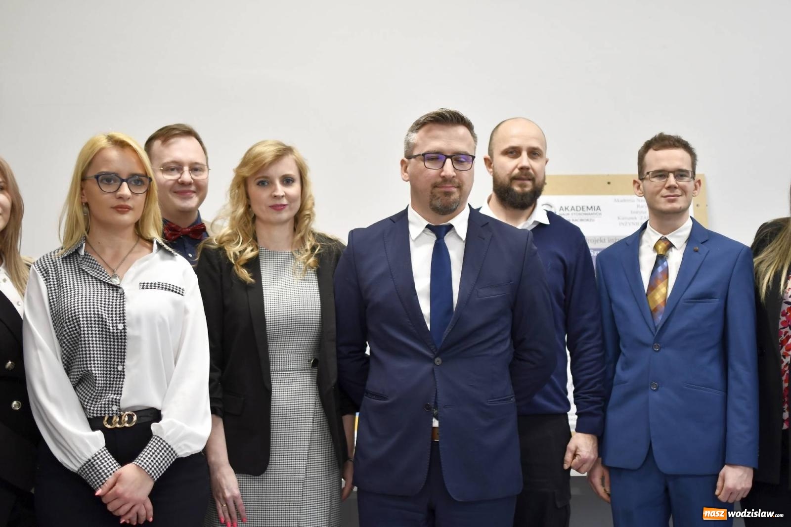 Zdjęcie w galerii na portalu naszwodzislaw.com: Rektor raciborskiej ANS: jesteście architektami nowoczesnego społeczeństwa wiadomości z regionu