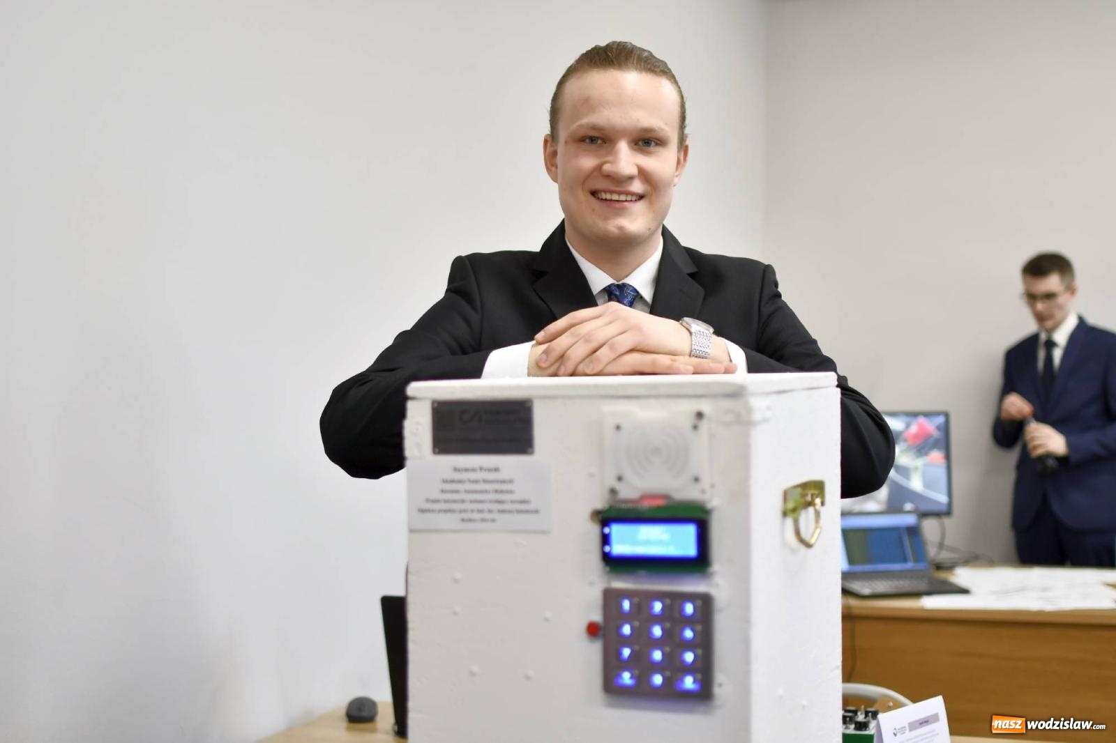 Zdjęcie w galerii na portalu naszwodzislaw.com: Rektor raciborskiej ANS: jesteście architektami nowoczesnego społeczeństwa wiadomości z regionu