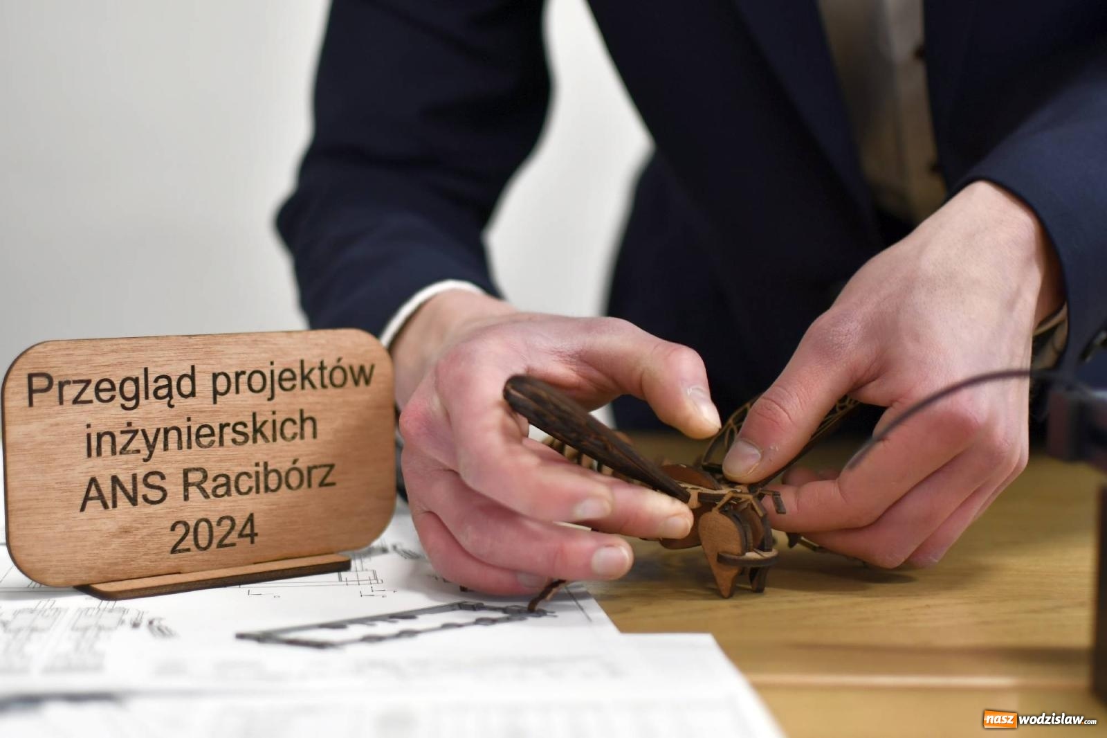 Zdjęcie w galerii na portalu naszwodzislaw.com: Rektor raciborskiej ANS: jesteście architektami nowoczesnego społeczeństwa wiadomości z regionu