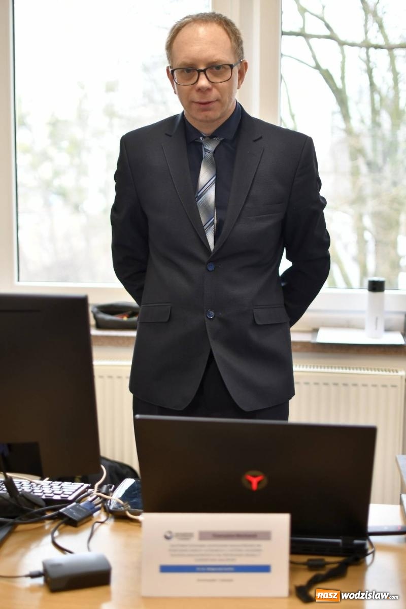 Zdjęcie w galerii na portalu naszwodzislaw.com: Rektor raciborskiej ANS: jesteście architektami nowoczesnego społeczeństwa wiadomości z regionu