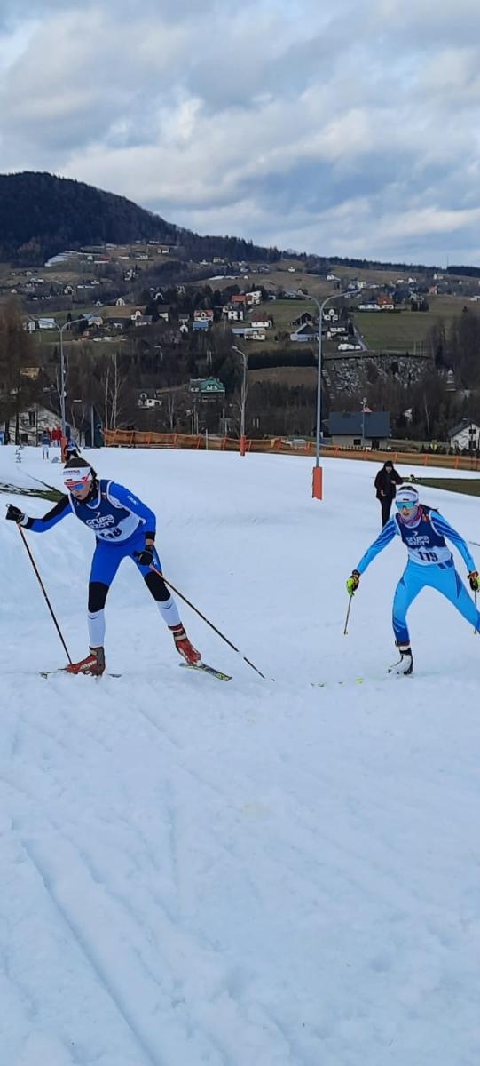 Zdjęcie w galerii na portalu naszwodzislaw.com: Narciarze KS Ski Team z medalami mistrzostw Polski w Ptaszkowej wiadomości z regionu