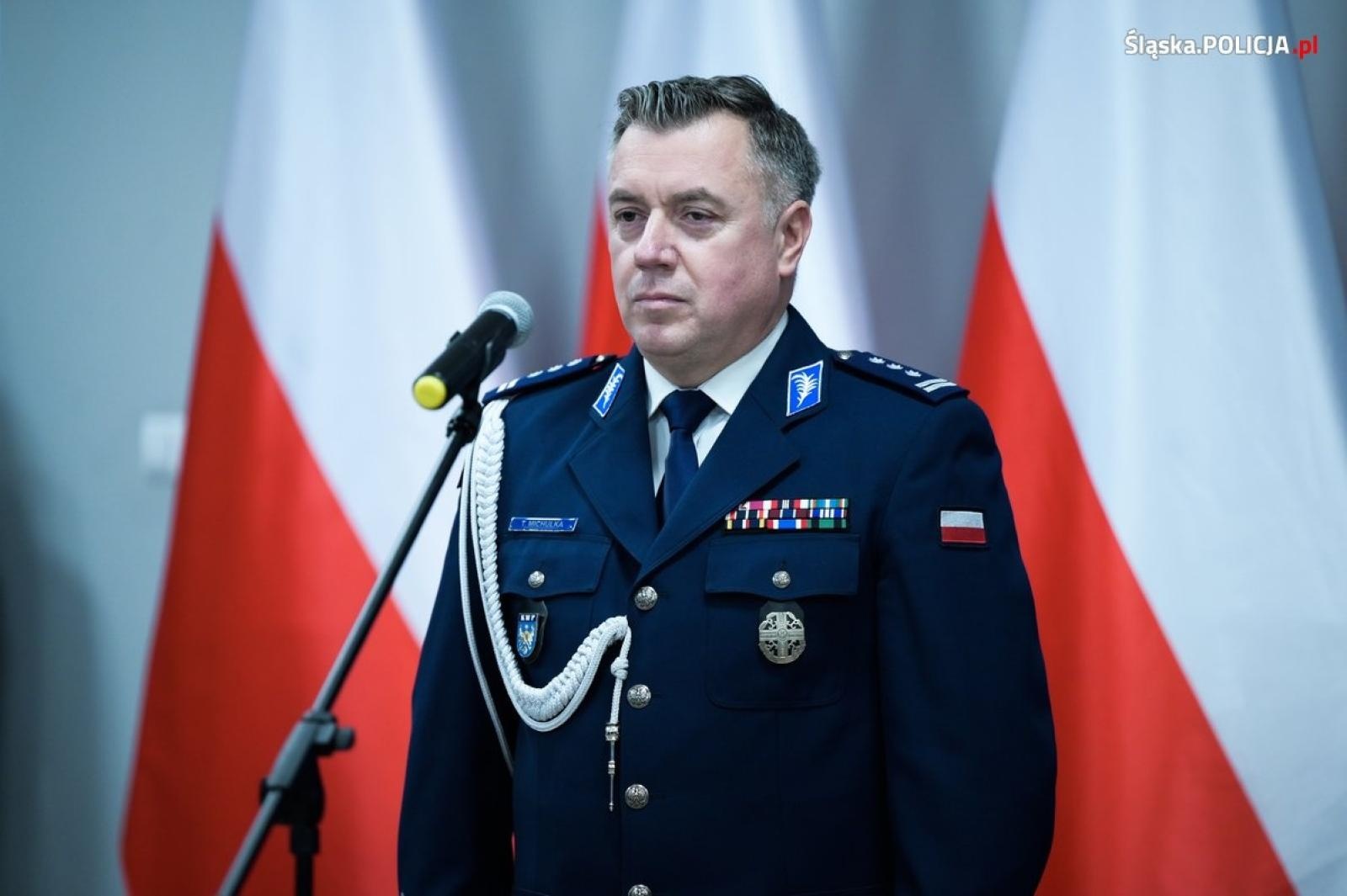 Zdjęcie w galerii na portalu naszwodzislaw.com: Uroczyste pożegnanie Pierwszego Zastępcy Komendanta Wojewódzkiego Policji w Katowicach   wiadomości z regionu