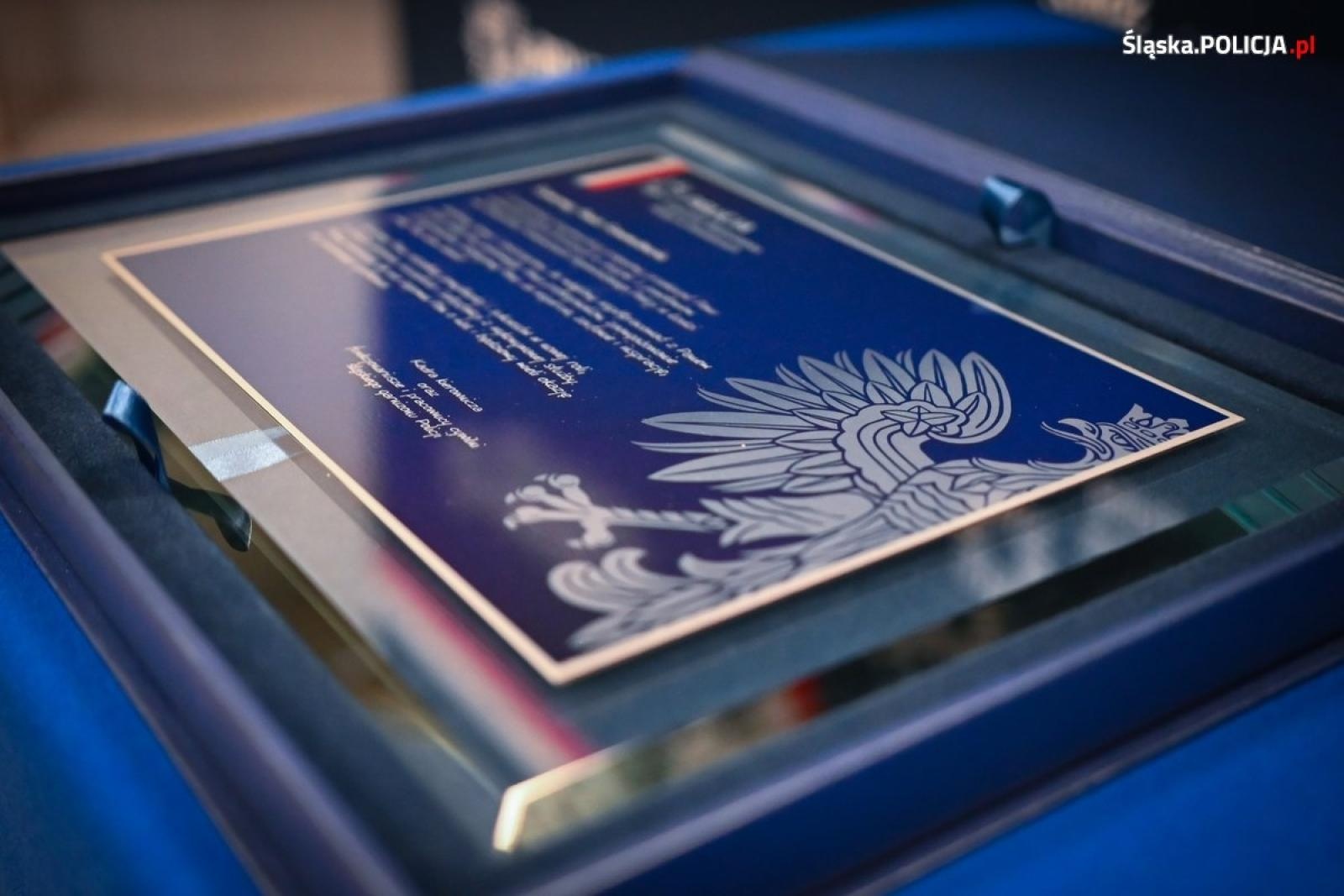 Zdjęcie w galerii na portalu naszwodzislaw.com: Uroczyste pożegnanie Pierwszego Zastępcy Komendanta Wojewódzkiego Policji w Katowicach   wiadomości z regionu