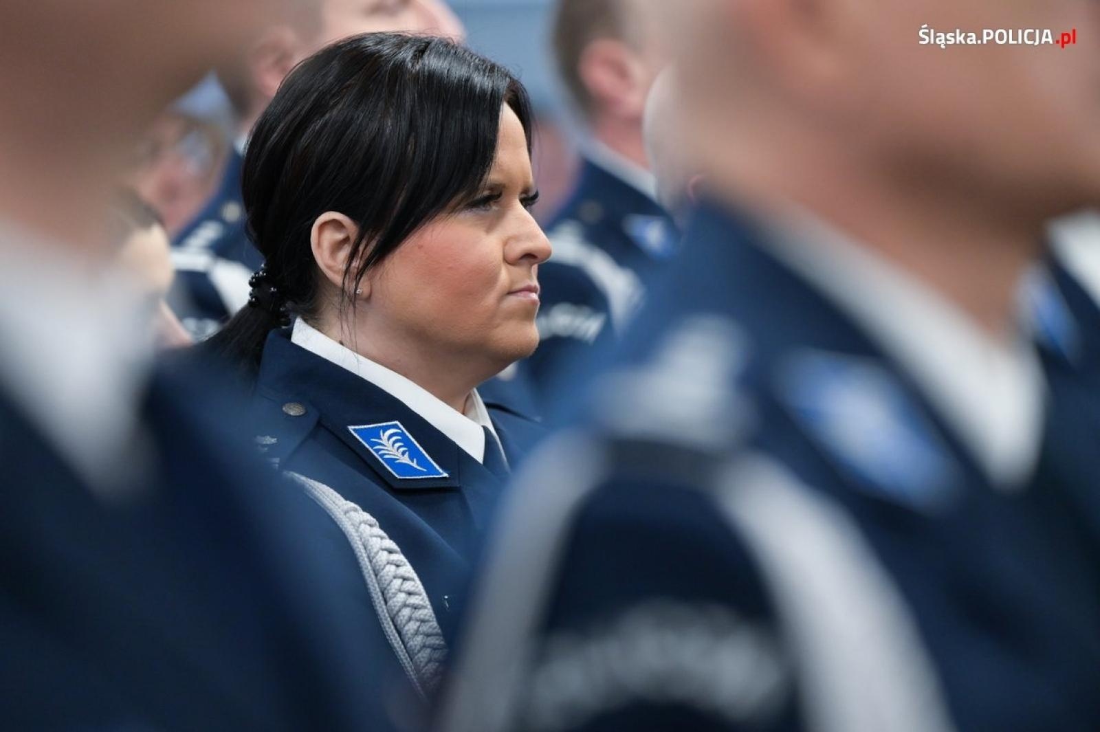 Zdjęcie w galerii na portalu naszwodzislaw.com: Uroczyste pożegnanie Pierwszego Zastępcy Komendanta Wojewódzkiego Policji w Katowicach   wiadomości z regionu