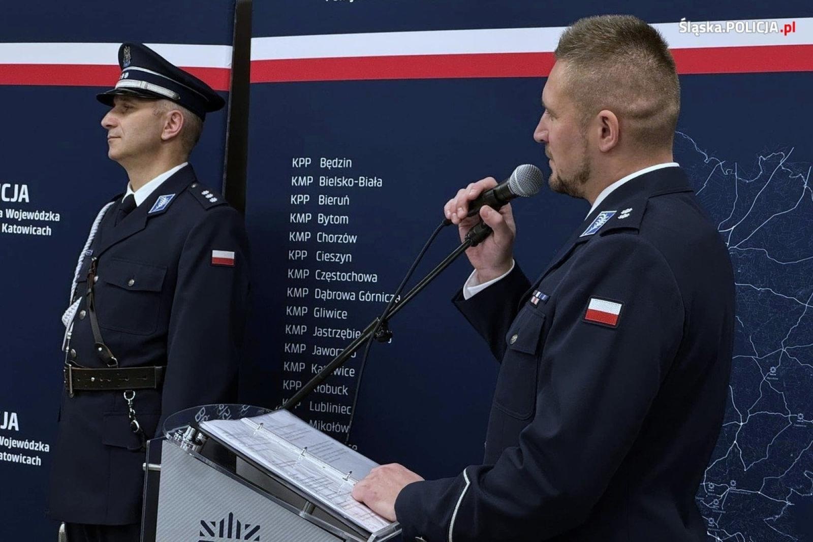 Zdjęcie w galerii na portalu naszwodzislaw.com: Uroczyste pożegnanie Pierwszego Zastępcy Komendanta Wojewódzkiego Policji w Katowicach   wiadomości z regionu