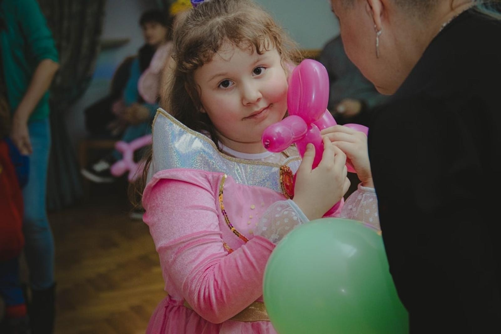 Zdjęcie w galerii na portalu naszwodzislaw.com: Tłumy bawiły się na balu księżnej Konstancji w Wodzisławiu Śląskim [FOTO] wiadomości z regionu