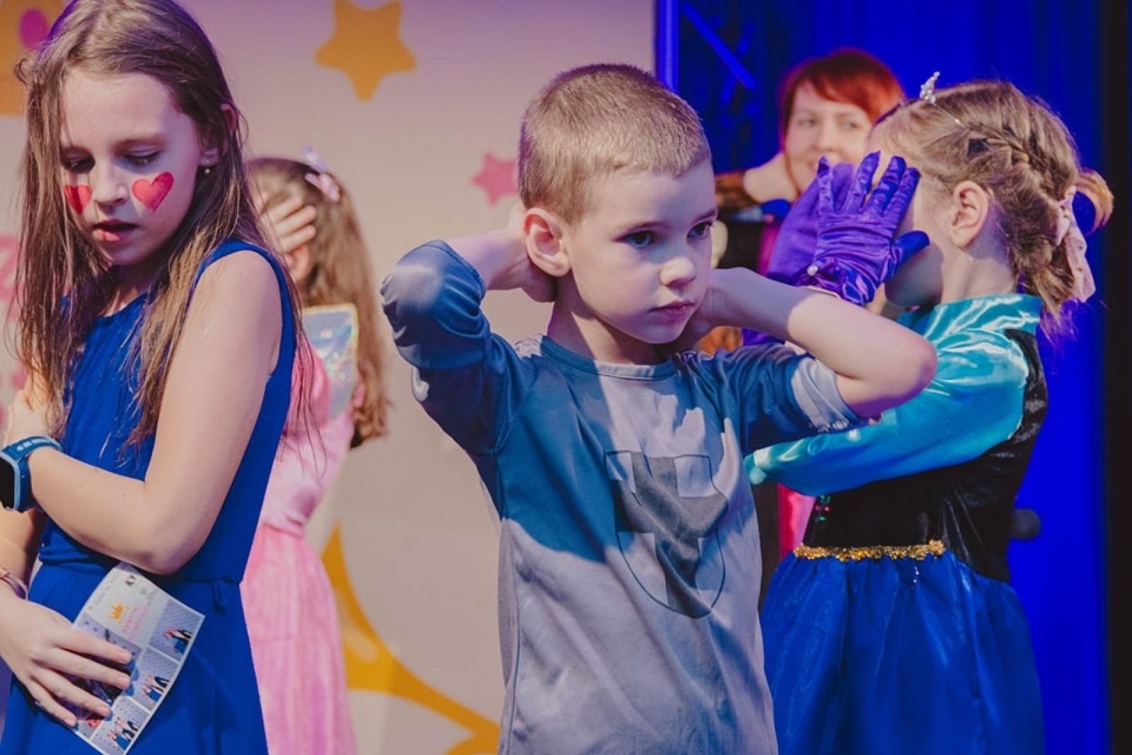 Zdjęcie w galerii na portalu naszwodzislaw.com: Tłumy bawiły się na balu księżnej Konstancji w Wodzisławiu Śląskim [FOTO] wiadomości z regionu