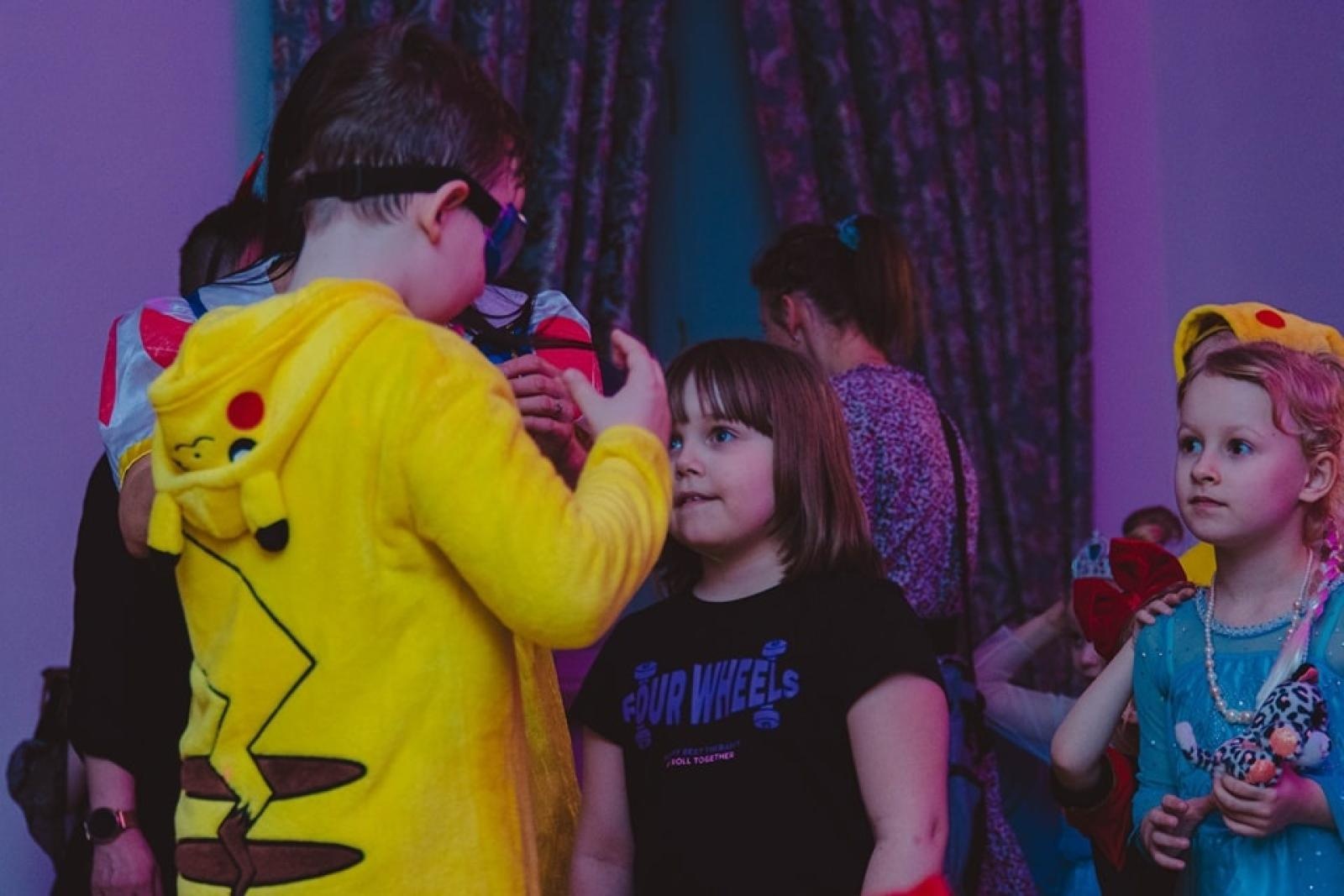 Zdjęcie w galerii na portalu naszwodzislaw.com: Tłumy bawiły się na balu księżnej Konstancji w Wodzisławiu Śląskim [FOTO] wiadomości z regionu