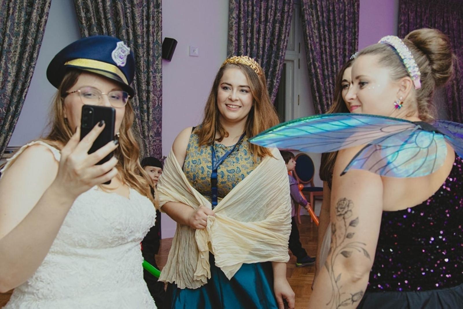 Zdjęcie w galerii na portalu naszwodzislaw.com: Tłumy bawiły się na balu księżnej Konstancji w Wodzisławiu Śląskim [FOTO] wiadomości z regionu