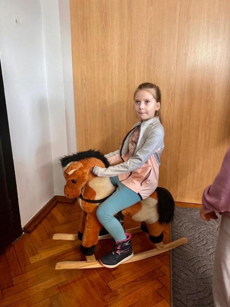 Zdjęcie w galerii na portalu naszwodzislaw.com: Dzieciaki opanowały urząd w Rydułtowach [FOTO] wiadomości z regionu