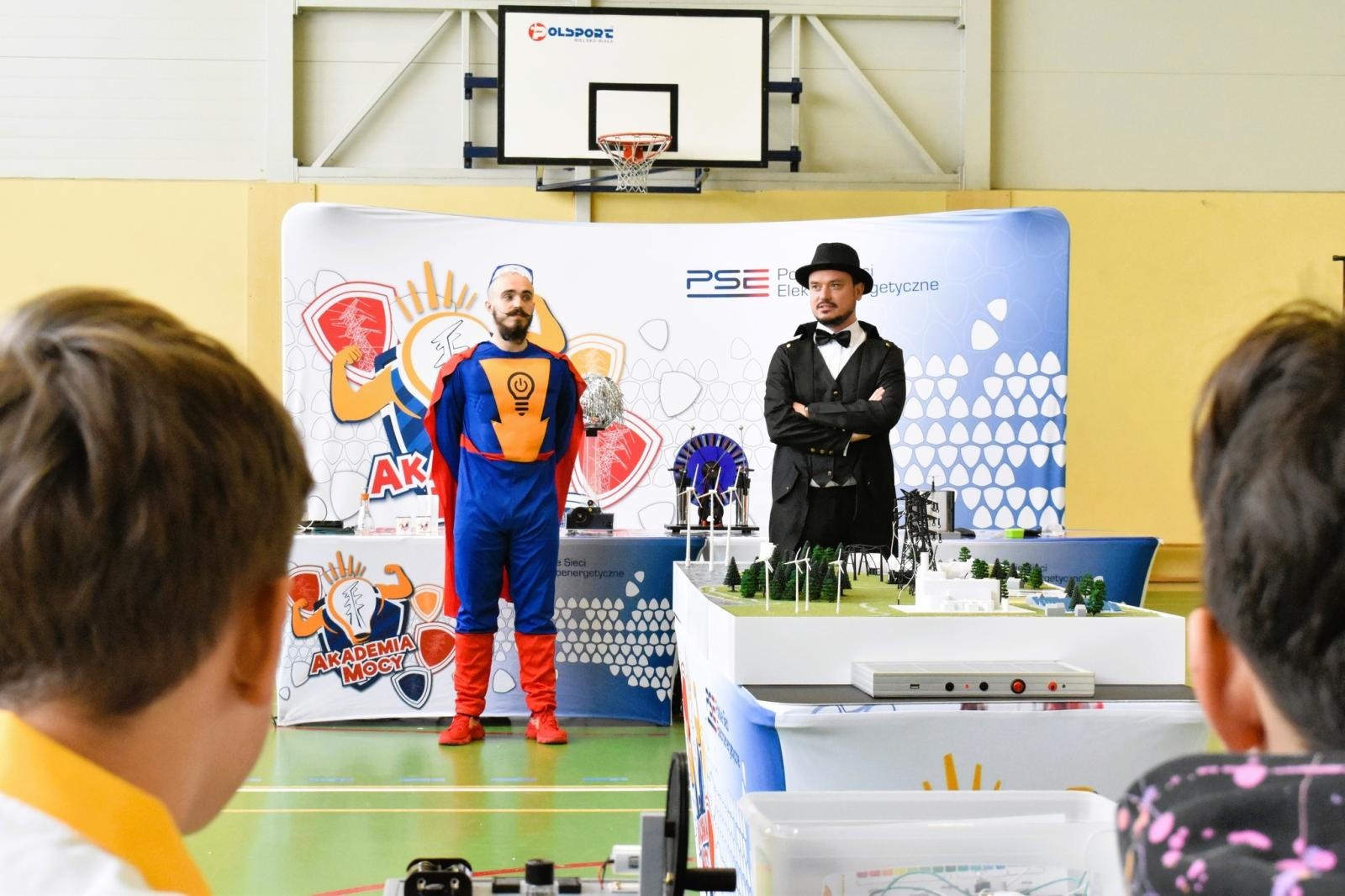 Zdjęcie w galerii na portalu naszwodzislaw.com: Godów. Akademia Mocy w gminnych szkołach wiadomości z regionu