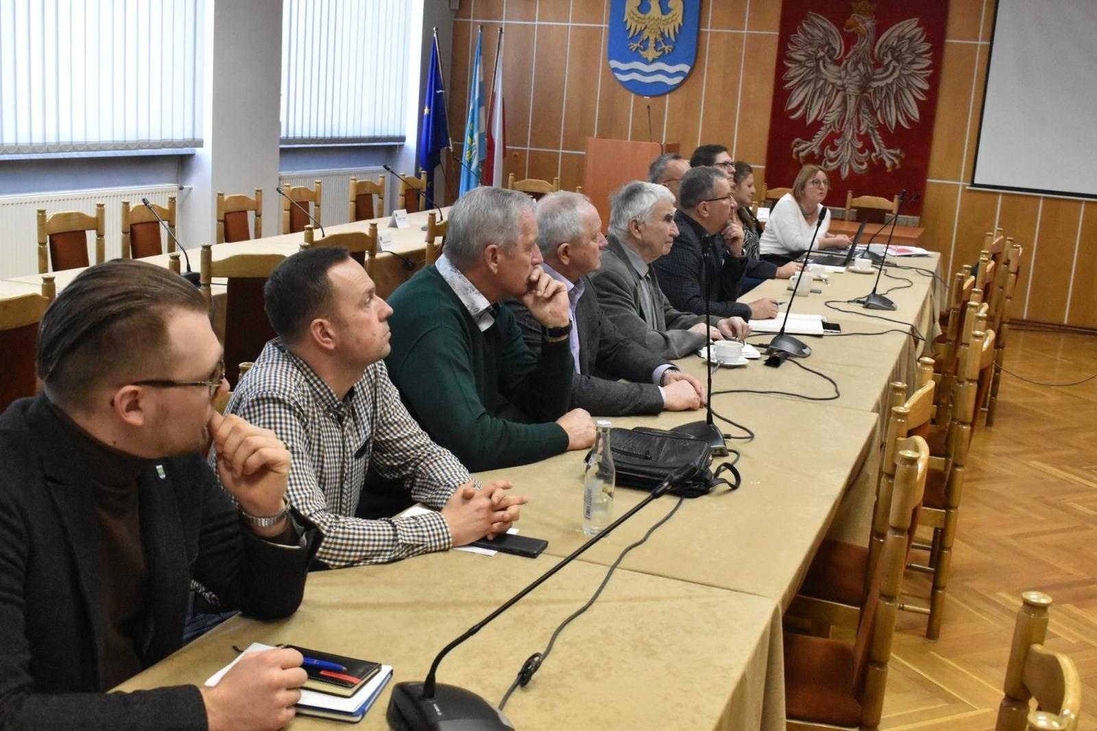 Zdjęcie w galerii na portalu naszwodzislaw.com: Przebudowa dróg w Gminie Godów. Spotkanie konsultacyjne wiadomości z regionu