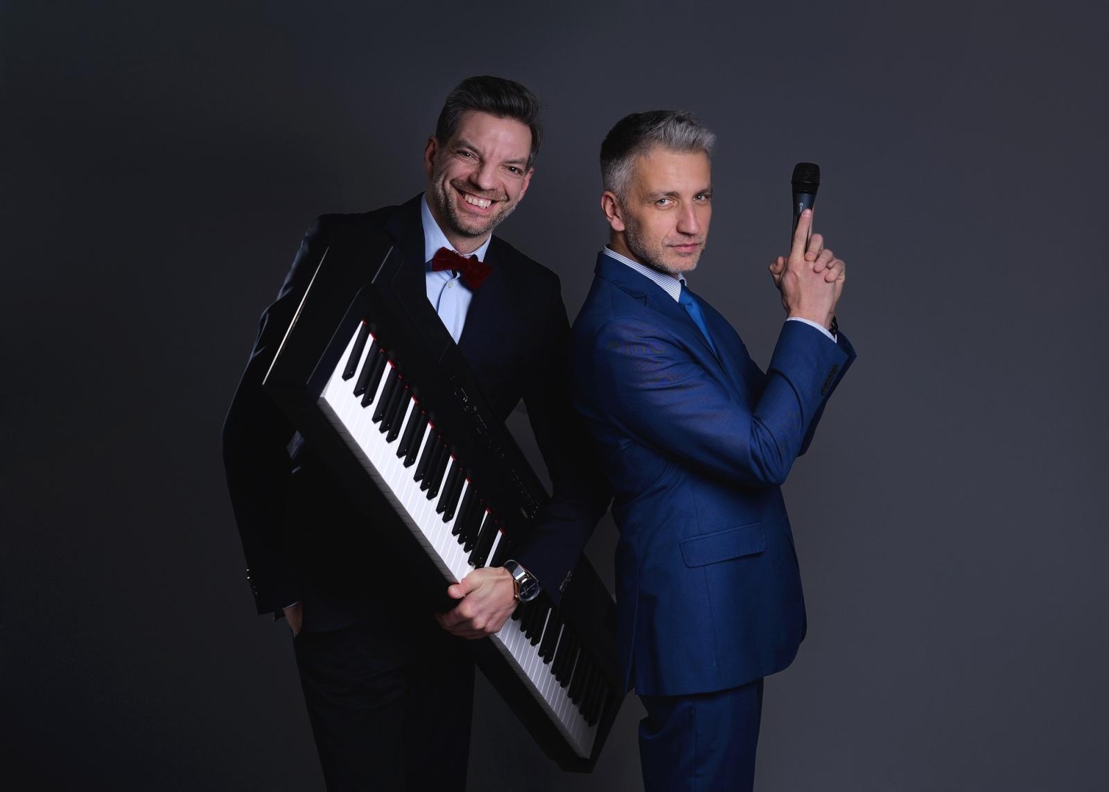 Zdjęcie w galerii na portalu naszwodzislaw.com: Bartnicky, Joanna Skowyra i Gentlemen`s Club razem dla Filipka z Olzy wiadomości z regionu