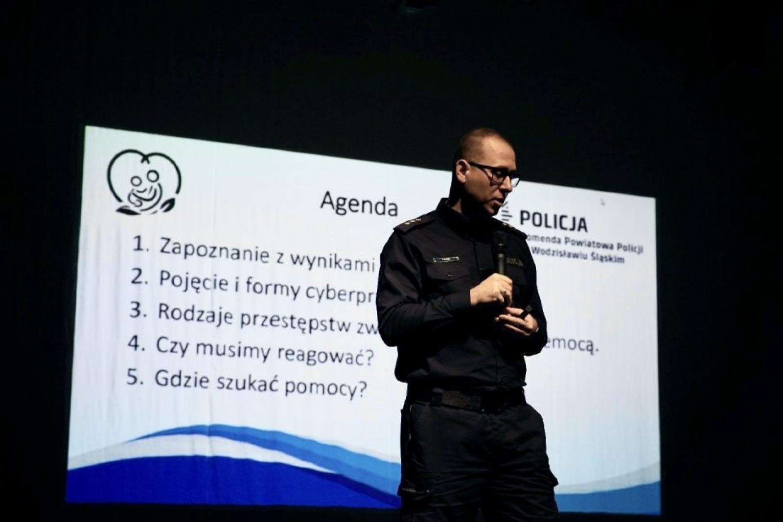 Zdjęcie w galerii na portalu naszwodzislaw.com: O ochronie małoletnich. Konferencja ChrońMY dzieci w Rydułtowach wiadomości z regionu