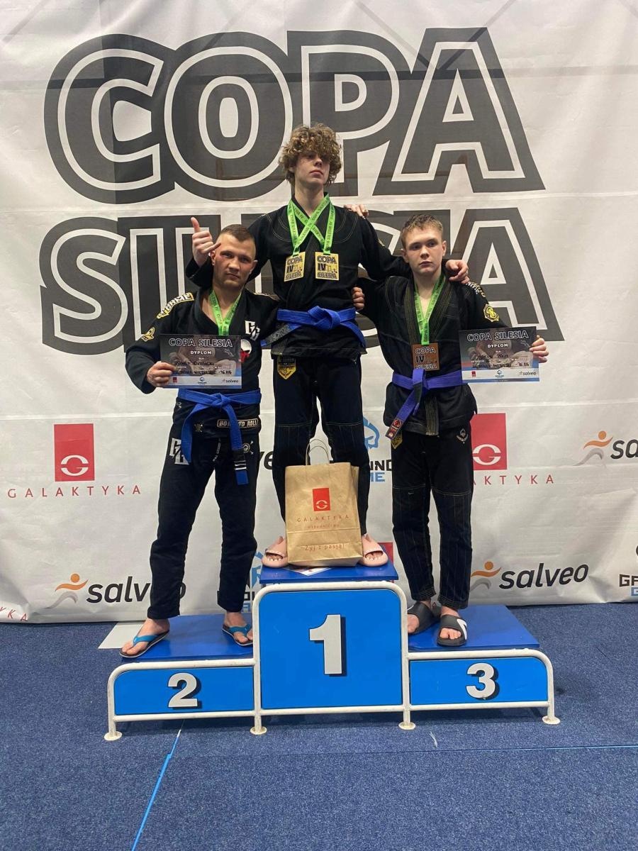 Zdjęcie w galerii na portalu naszwodzislaw.com: Udana sobota zawodników Akademii Top Team wiadomości z regionu