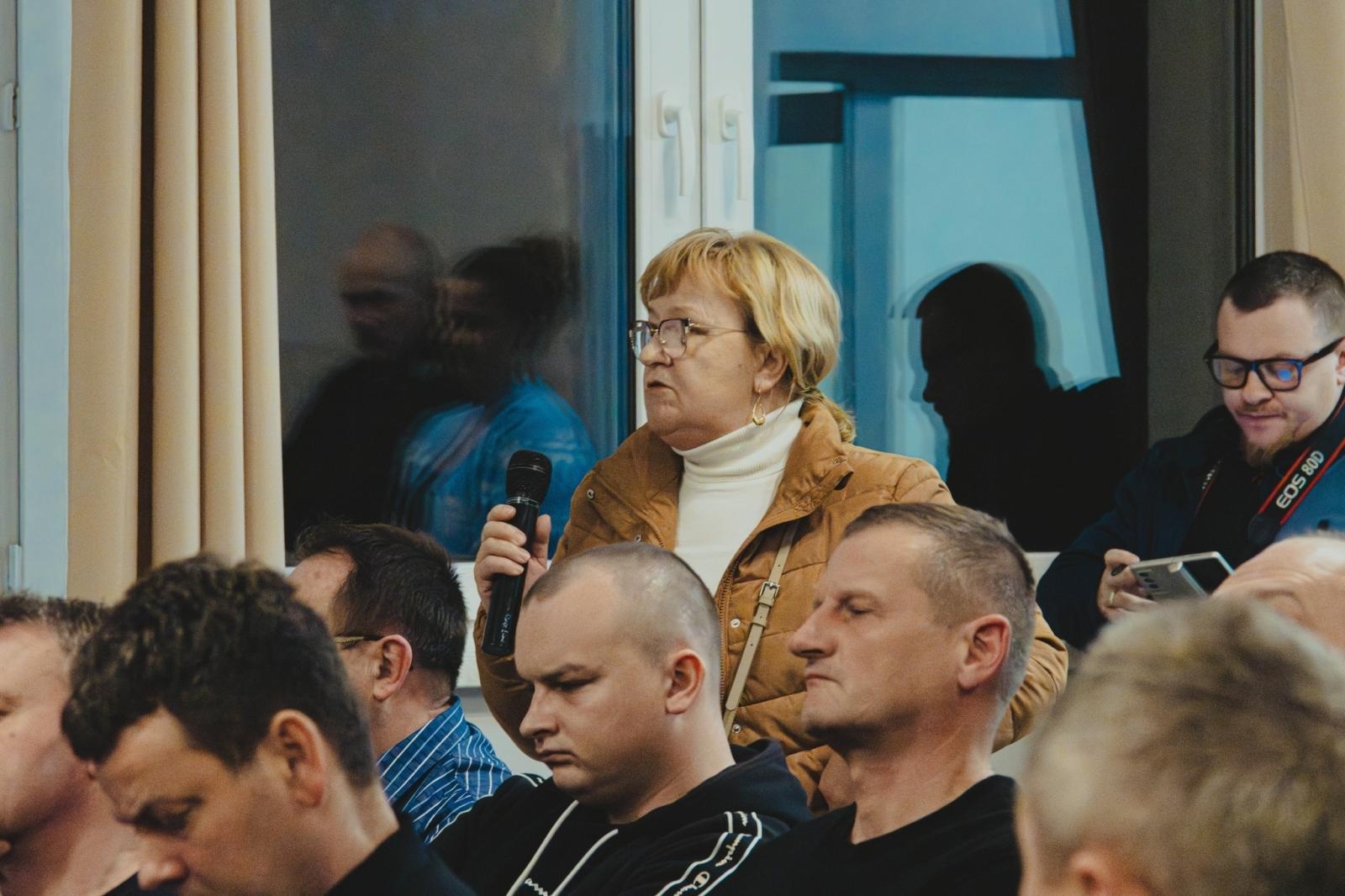 Zdjęcie w galerii na portalu naszwodzislaw.com: Prezydent Kieca spotkał się z mieszkańcami Radlina II wiadomości z regionu