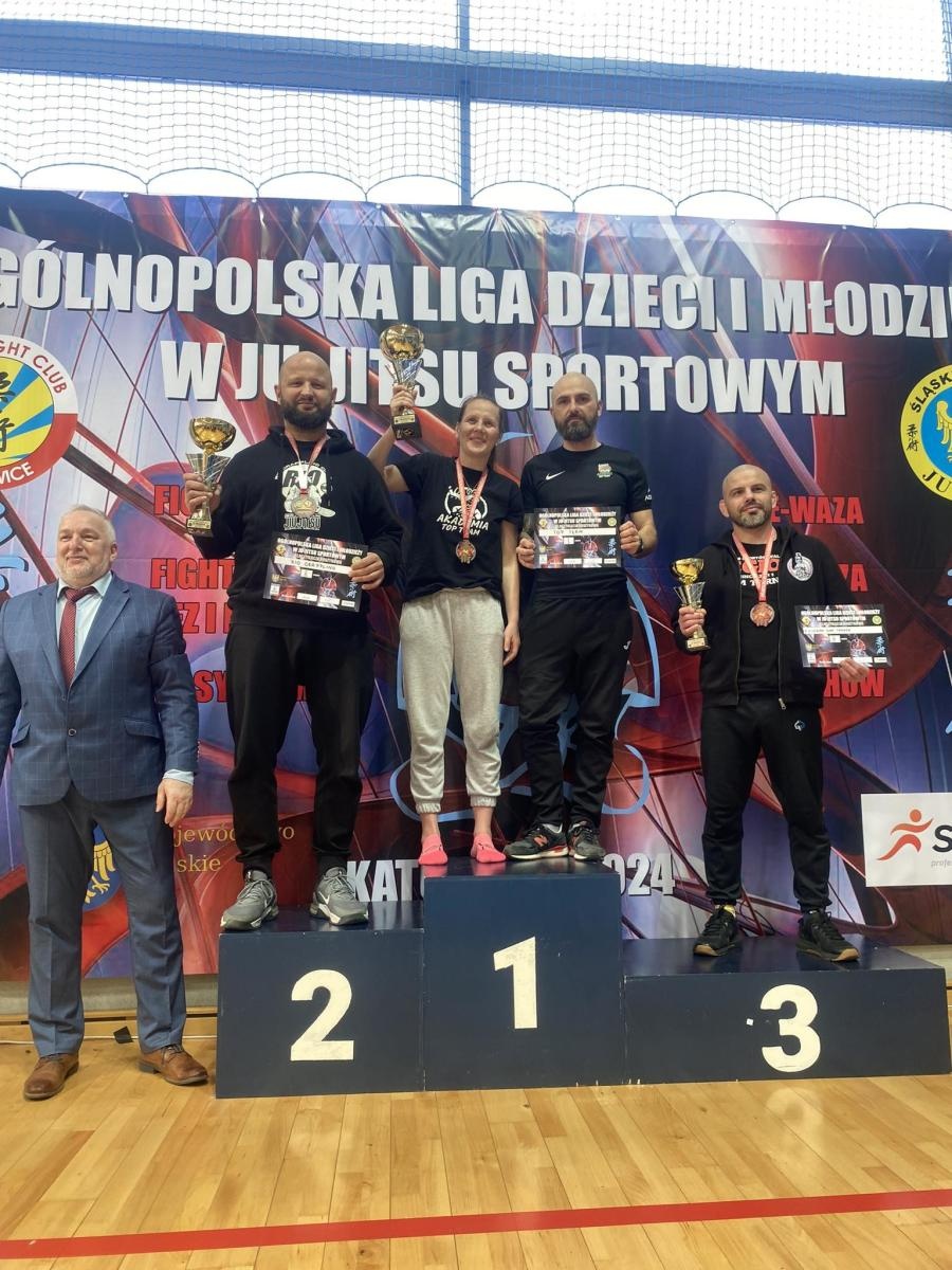 Zdjęcie w galerii na portalu naszwodzislaw.com: Akademia Top Team zdominowała Ligę dzieci i młodzieży w Katowicach wiadomości z regionu