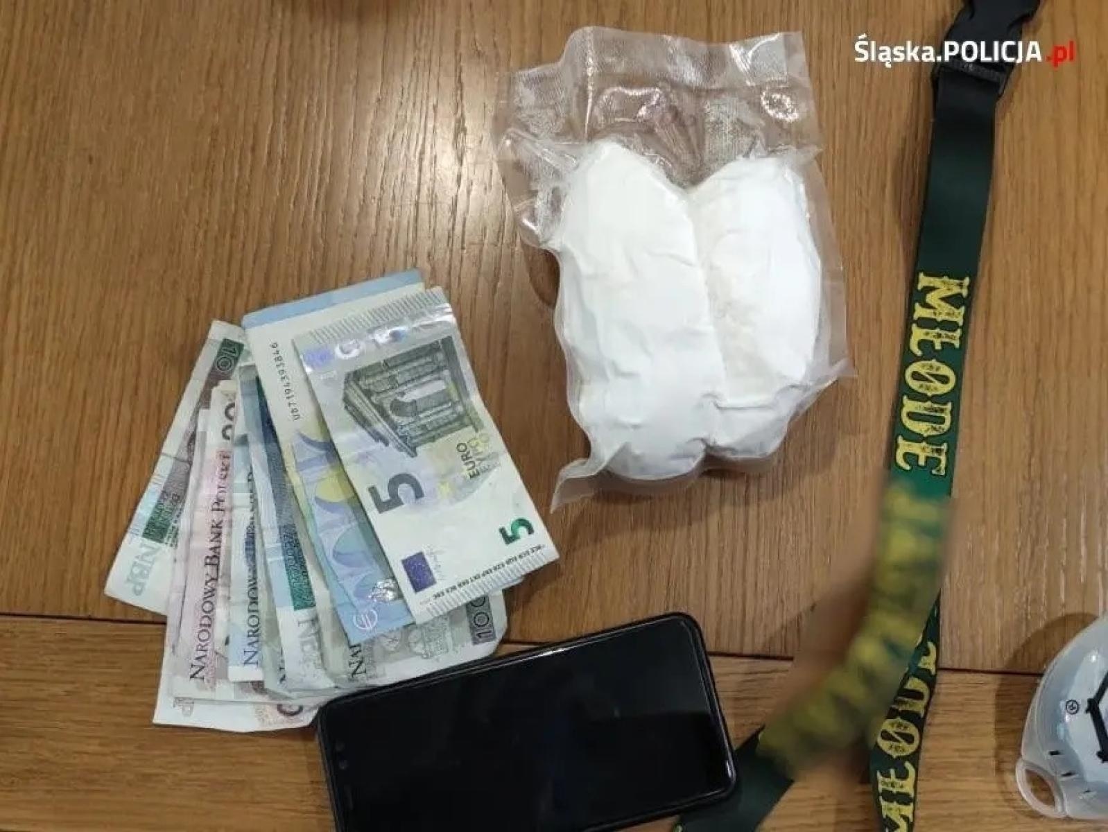 Zdjęcie w galerii na portalu naszwodzislaw.com: Torcida wprowadziła na rynek ponad tonę narkotyków wiadomości z regionu