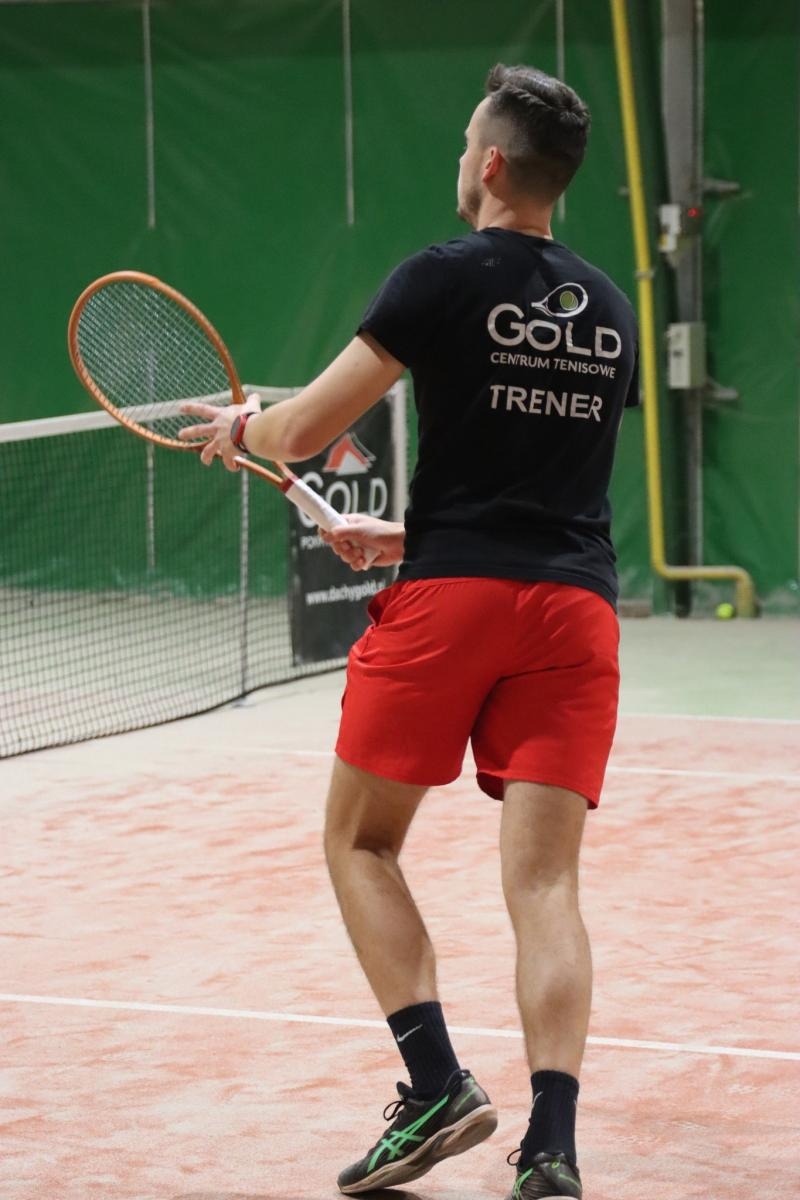 Zdjęcie w galerii na portalu naszwodzislaw.com: Zgłębiali tajniki gry w tenisa ziemnego wiadomości z regionu