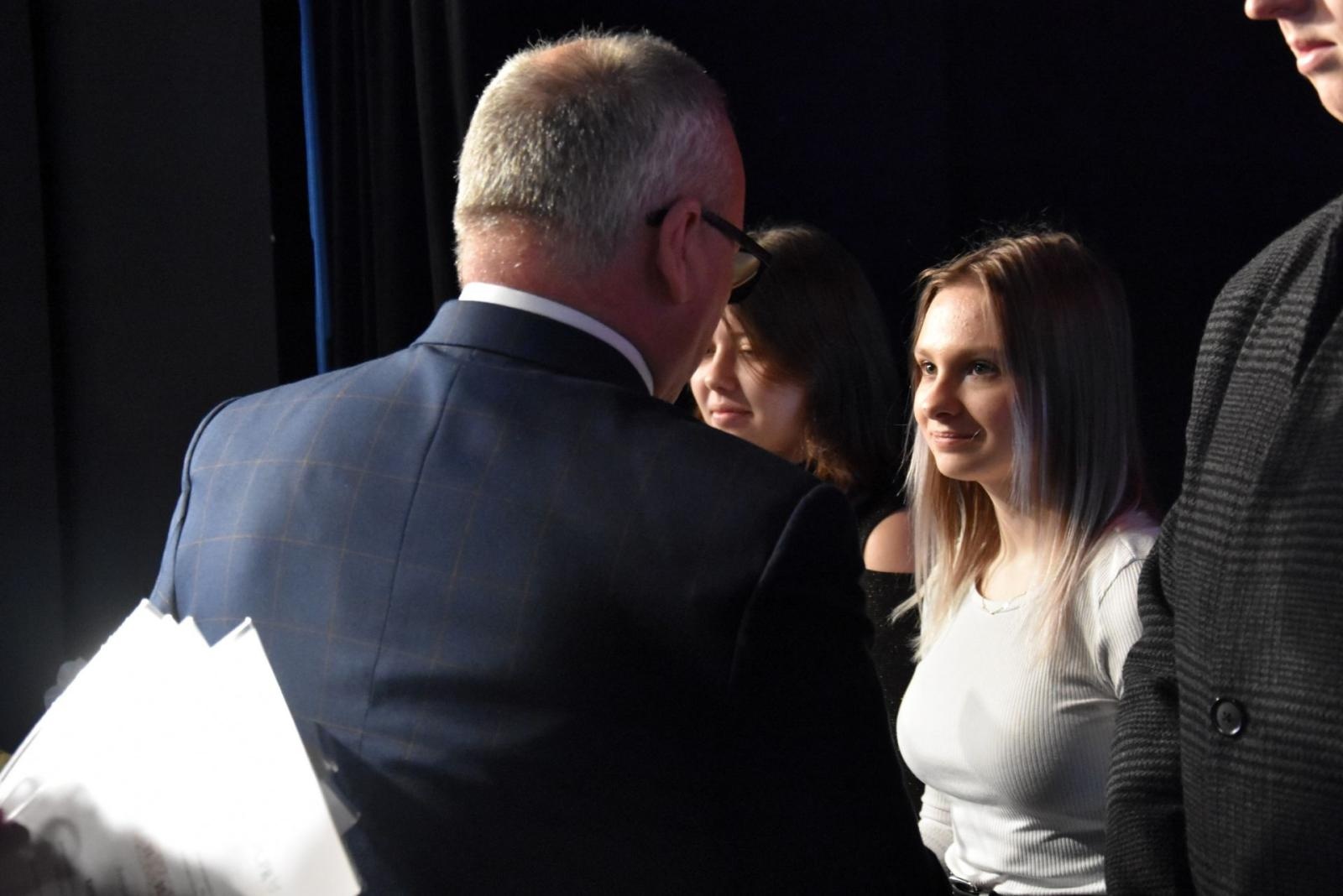 Zdjęcie w galerii na portalu naszwodzislaw.com: Stały wolontariat uczniowski ma już piętnaście lat wiadomości z regionu