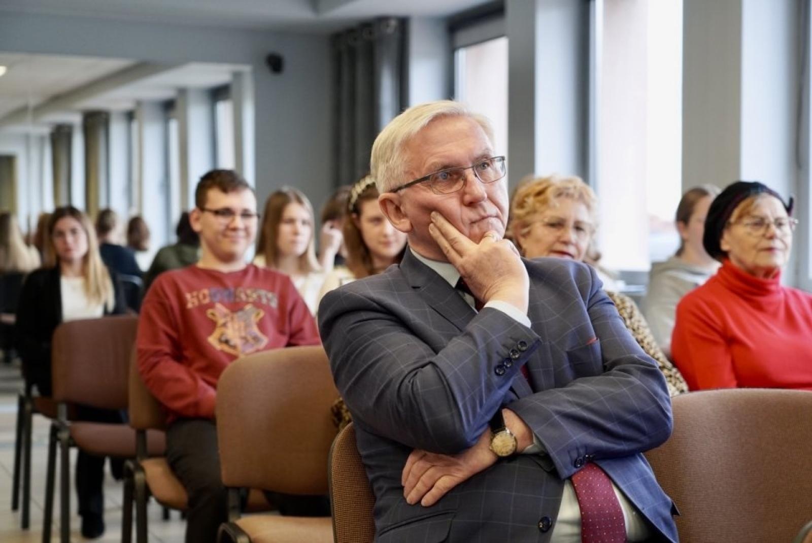 Zdjęcie w galerii na portalu naszwodzislaw.com: W Rydułtowach rozmawiali o zrównoważonej gospodarce w Subregionie Zachodnim wiadomości z regionu