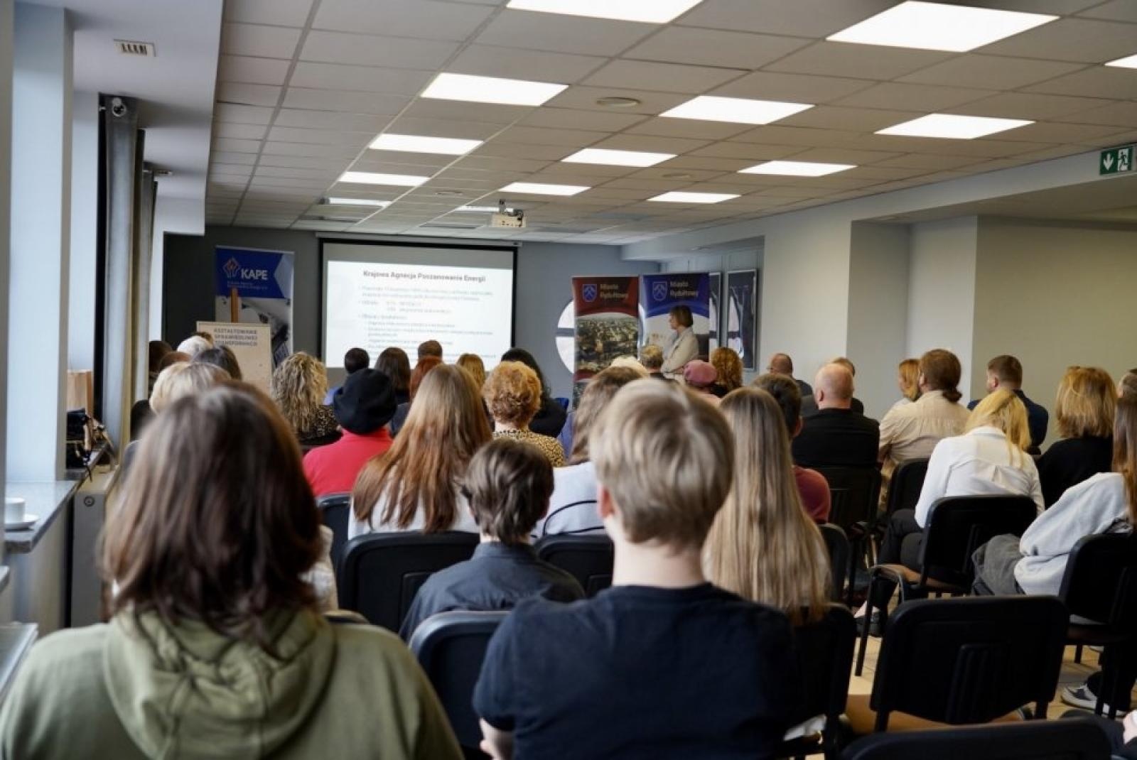 Zdjęcie w galerii na portalu naszwodzislaw.com: W Rydułtowach rozmawiali o zrównoważonej gospodarce w Subregionie Zachodnim wiadomości z regionu