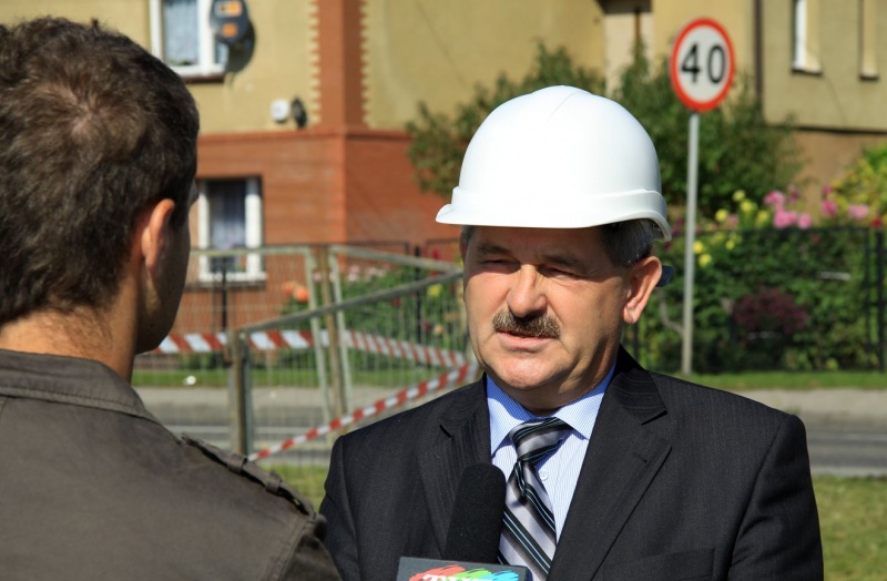 Zdjęcie w galerii na portalu naszwodzislaw.com: Budowa na wielu frontach wiadomości z regionu