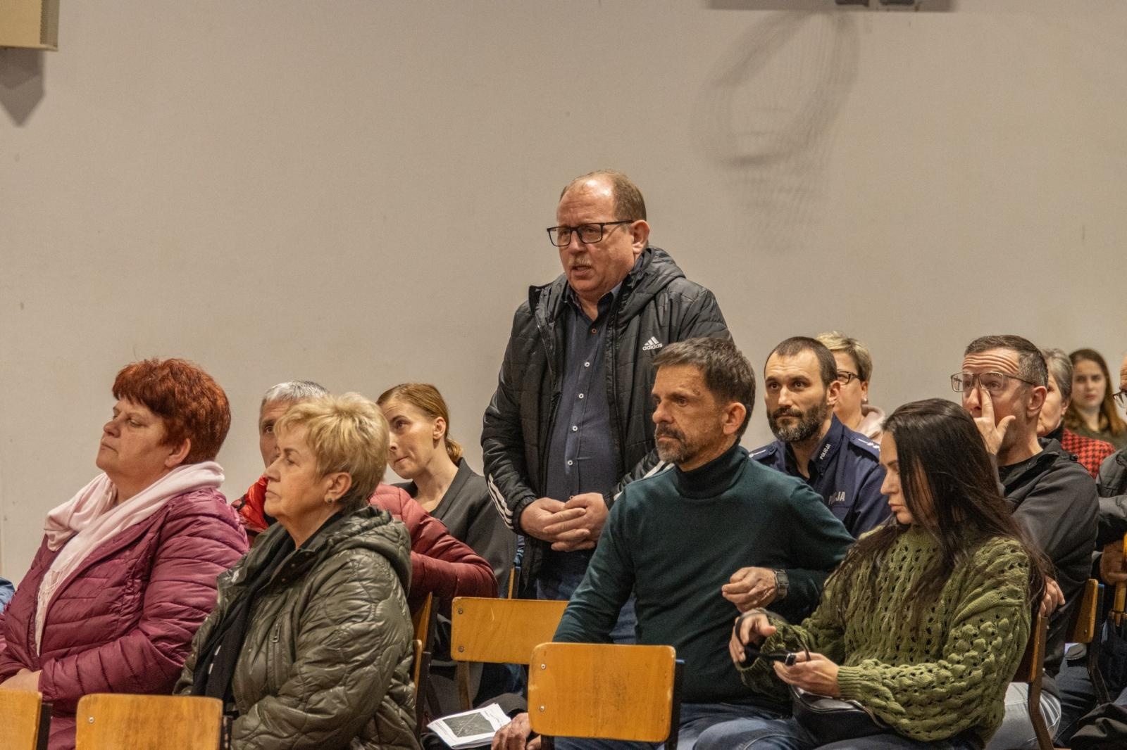 Zdjęcie w galerii na portalu naszwodzislaw.com: Za nami spotkanie prezydenta z mieszkańcami Wilchw wiadomości z regionu