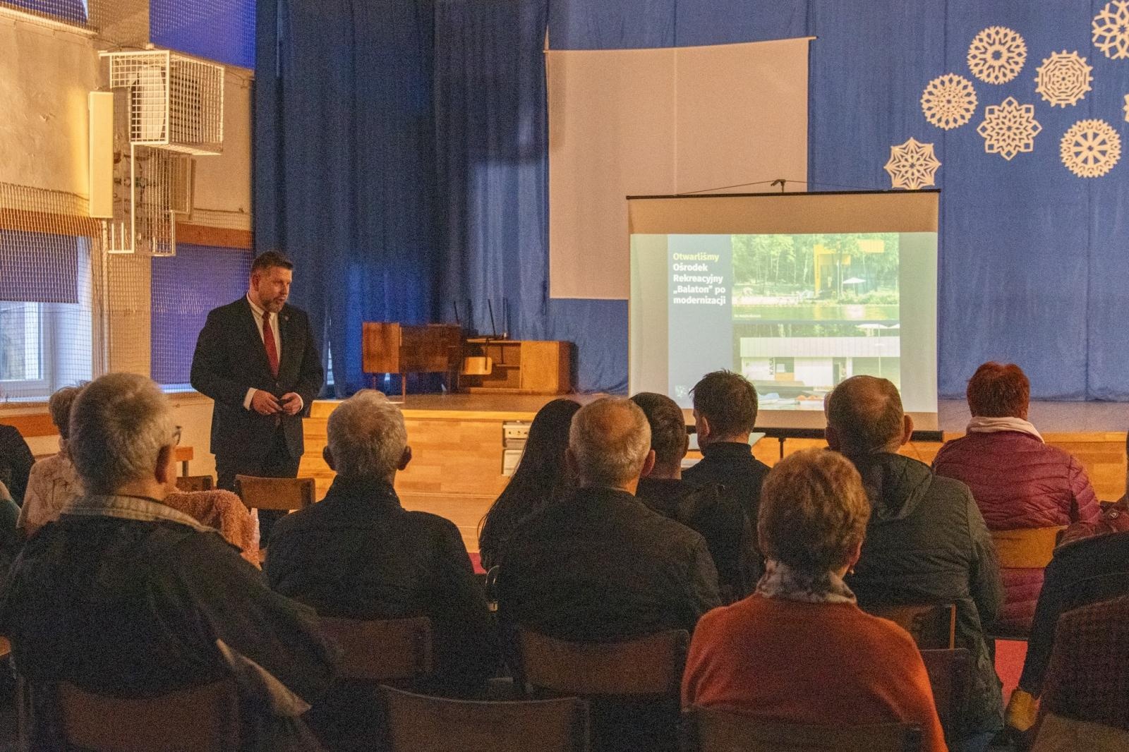 Zdjęcie w galerii na portalu naszwodzislaw.com: Za nami spotkanie prezydenta z mieszkańcami Wilchw wiadomości z regionu