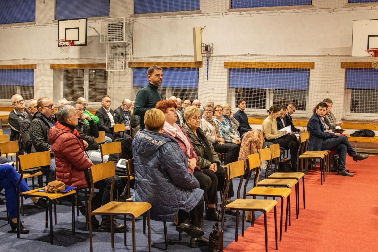 Zdjęcie w galerii na portalu naszwodzislaw.com: Za nami spotkanie prezydenta z mieszkańcami Wilchw wiadomości z regionu