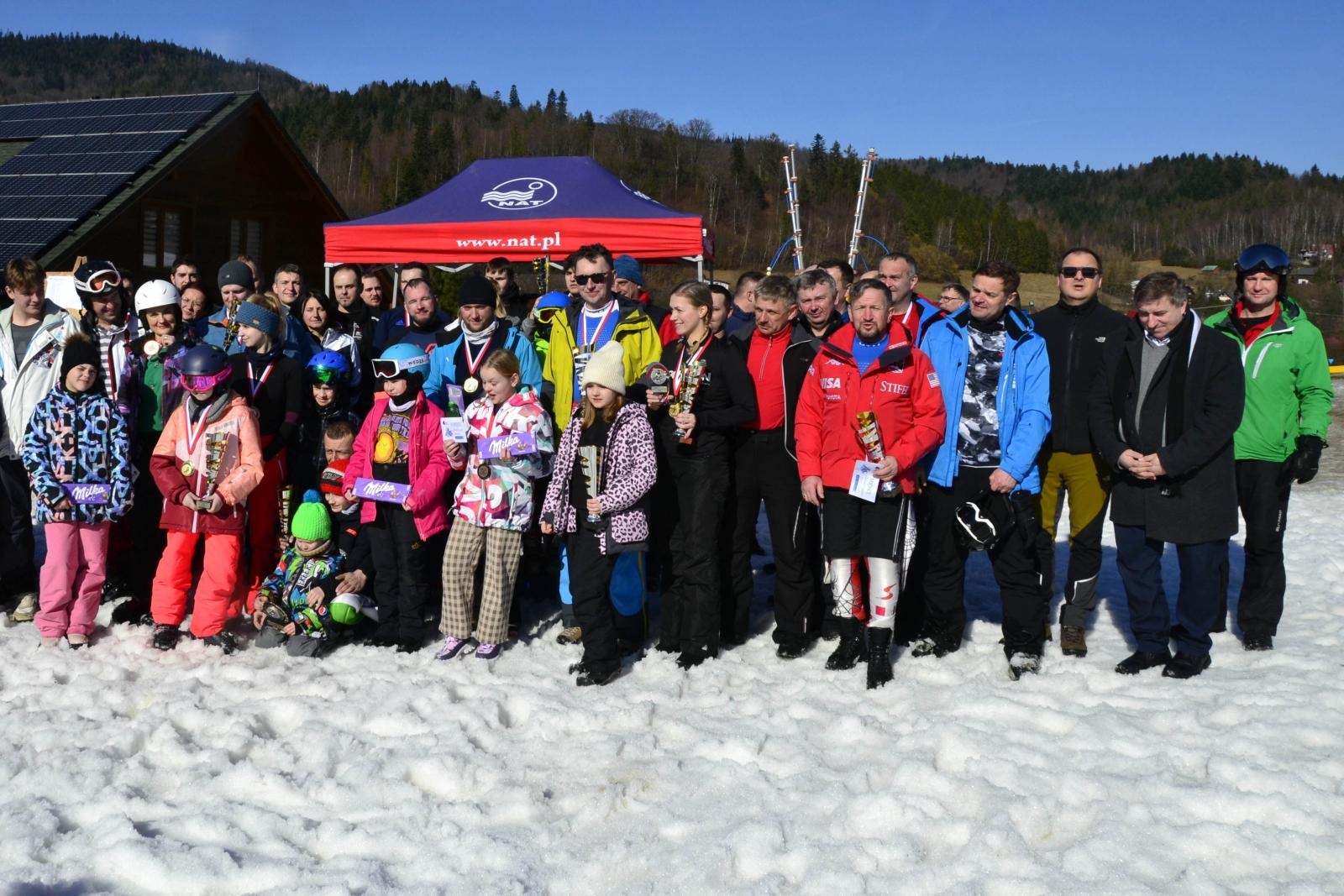 Zdjęcie w galerii na portalu naszwodzislaw.com: Rywalizowali w Slalomie Gigancie o Puchar Dyrektora kopalni ROW wiadomości z regionu