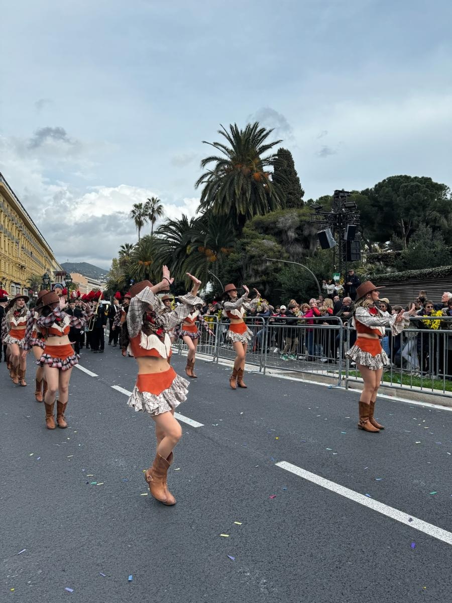 Zdjęcie w galerii na portalu naszwodzislaw.com: Zespół Sukces i Orkiestra KWK Rydułtowy na festiwalu w Nicei wiadomości z regionu