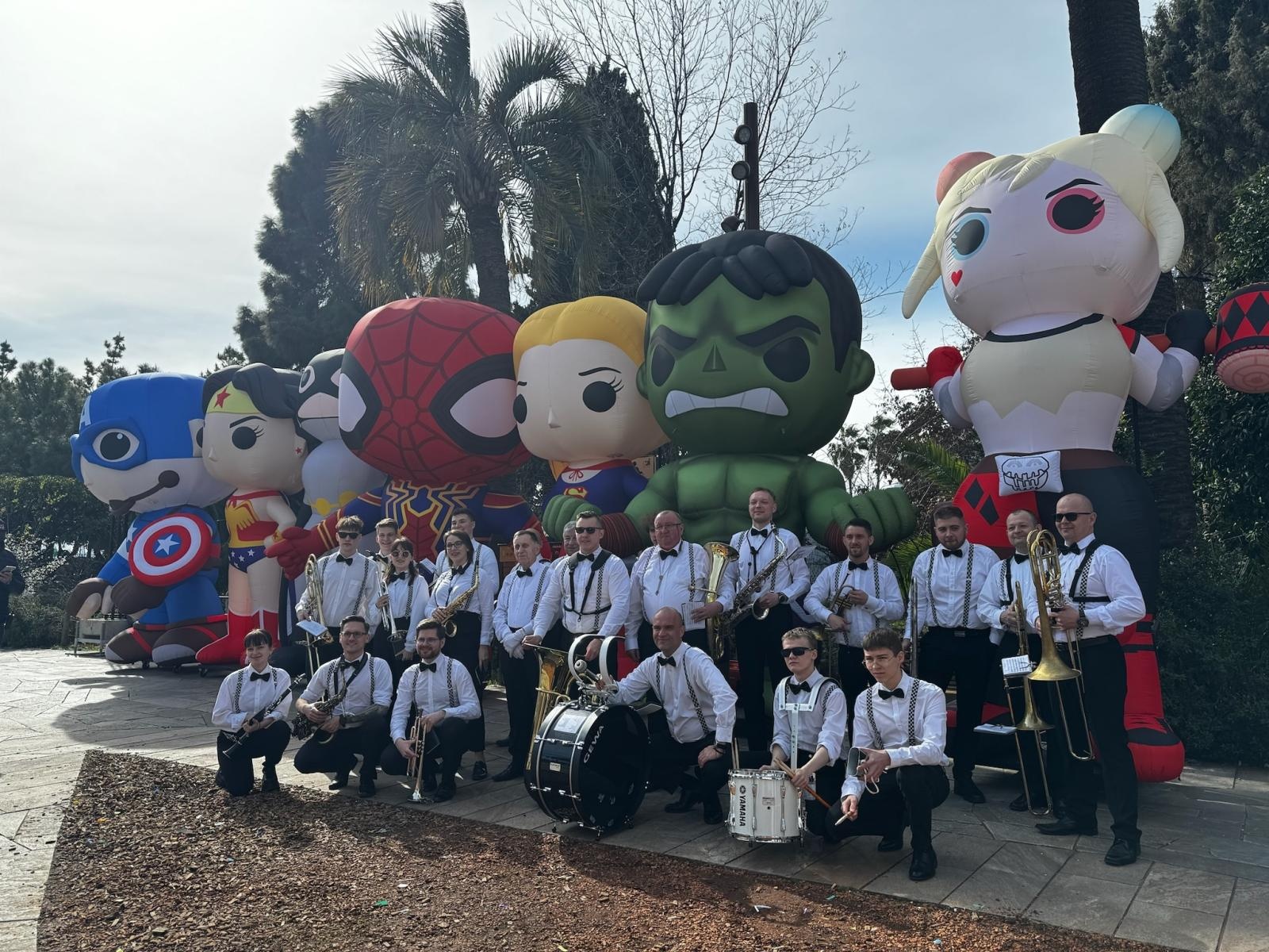 Zdjęcie w galerii na portalu naszwodzislaw.com: Zespół Sukces i Orkiestra KWK Rydułtowy na festiwalu w Nicei wiadomości z regionu