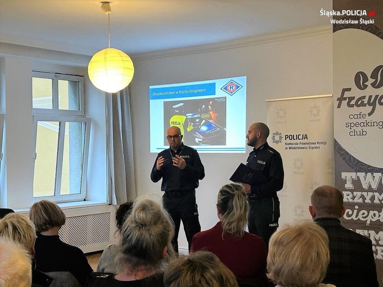 Zdjęcie w galerii na portalu naszwodzislaw.com: W Pszowie odbyła się debata społeczna o bezpieczeństwie wiadomości z regionu