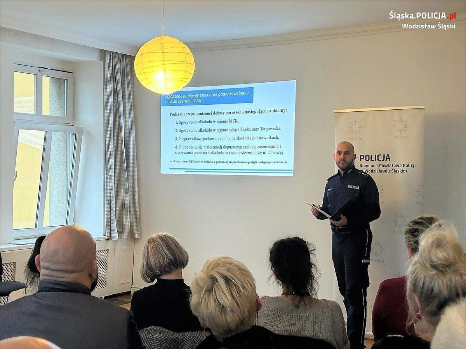 Zdjęcie w galerii na portalu naszwodzislaw.com: W Pszowie odbyła się debata społeczna o bezpieczeństwie wiadomości z regionu