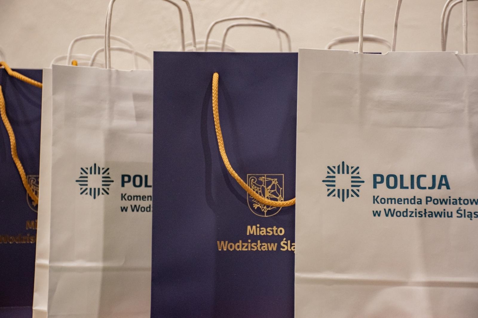 Zdjęcie w galerii na portalu naszwodzislaw.com: Wodzisławianki poznały tajniki samoobrony wiadomości z regionu