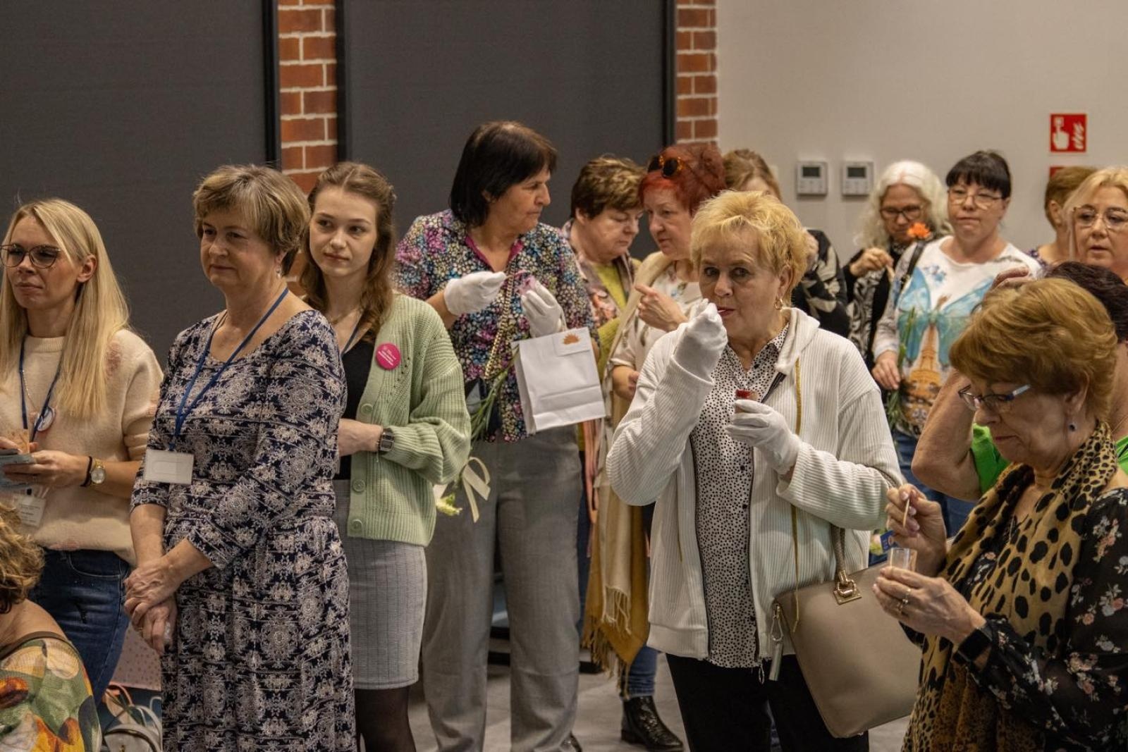 Zdjęcie w galerii na portalu naszwodzislaw.com: To był wyjątkowy Dzień Kobiet w Wodzisławiu Śląskim [FOTO] wiadomości z regionu