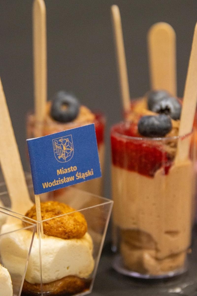 Zdjęcie w galerii na portalu naszwodzislaw.com: To był wyjątkowy Dzień Kobiet w Wodzisławiu Śląskim [FOTO] wiadomości z regionu