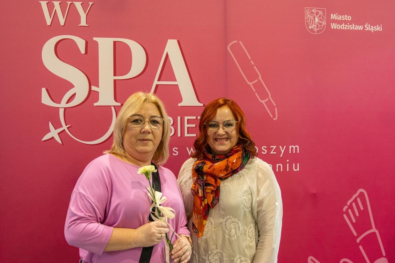 Zdjęcie w galerii na portalu naszwodzislaw.com: To był wyjątkowy Dzień Kobiet w Wodzisławiu Śląskim [FOTO] wiadomości z regionu