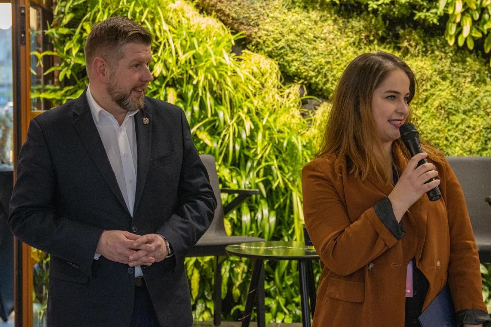 Zdjęcie w galerii na portalu naszwodzislaw.com: To był wyjątkowy Dzień Kobiet w Wodzisławiu Śląskim [FOTO] wiadomości z regionu