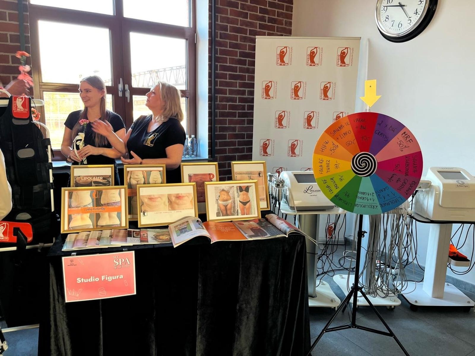 Zdjęcie w galerii na portalu naszwodzislaw.com: To był wyjątkowy Dzień Kobiet w Wodzisławiu Śląskim [FOTO] wiadomości z regionu