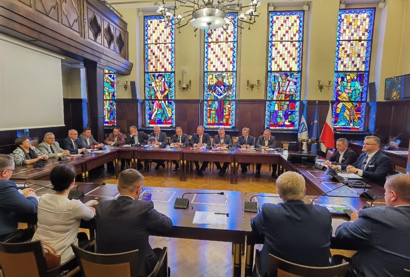 Zdjęcie w galerii na portalu naszwodzislaw.com: Obradowały władze Subregionu wiadomości z regionu