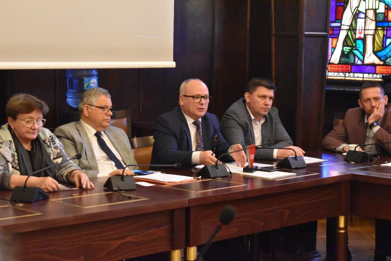 Zdjęcie w galerii na portalu naszwodzislaw.com: Obradowały władze Subregionu wiadomości z regionu